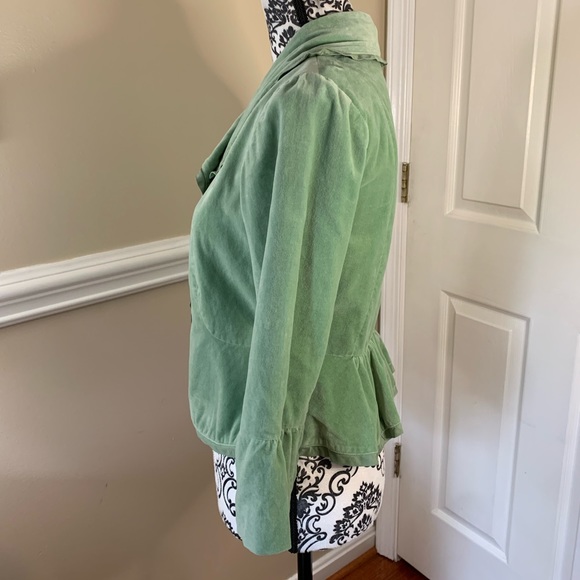 Anthropology, women’s mint green velvet blazer, please see photos for sizing. - Picture 4 of 10